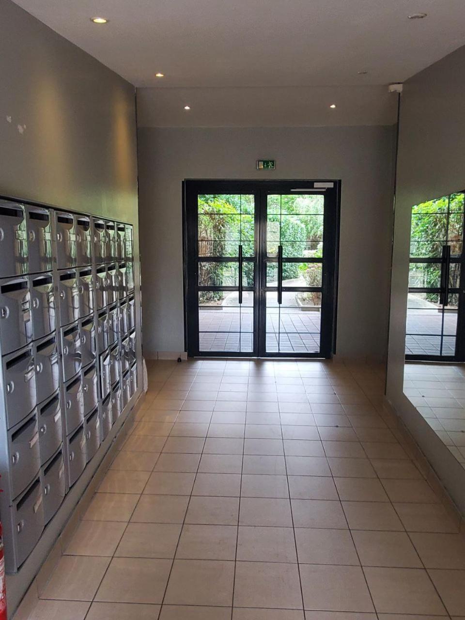T3-Rare-2 Chambres-Parking Gratuit-2 Terrasses-Netflix-Proche Paris-La Defense Argenteuil Esterno foto